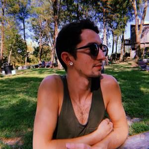 Meet your Posher, Brett